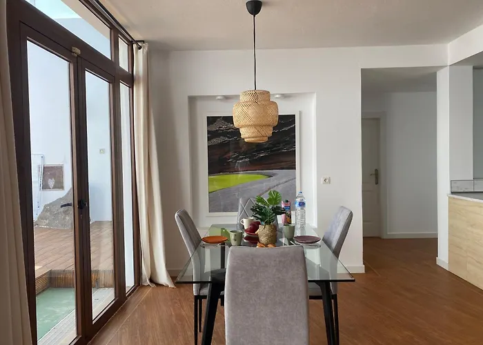 Aday Διαμέρισμα *